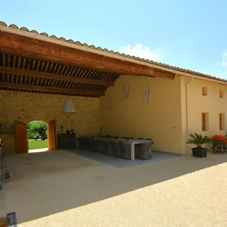 Des Trois Anges-1 By Interhome Apartmán